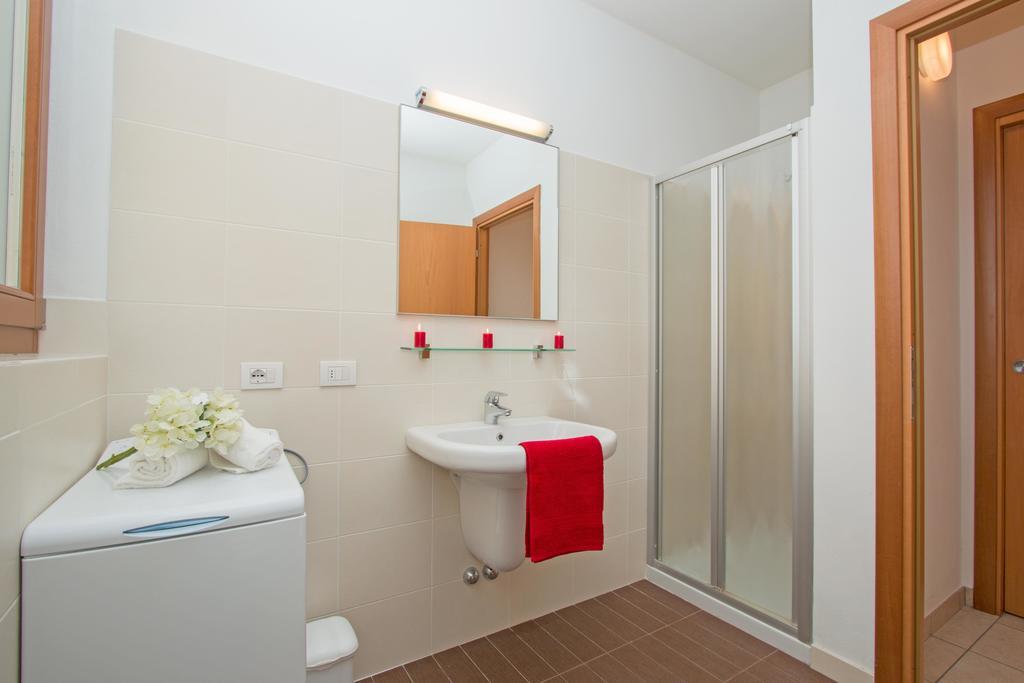 Benacus E4 Apartment By Wonderful Italy Sirmione Exterior foto